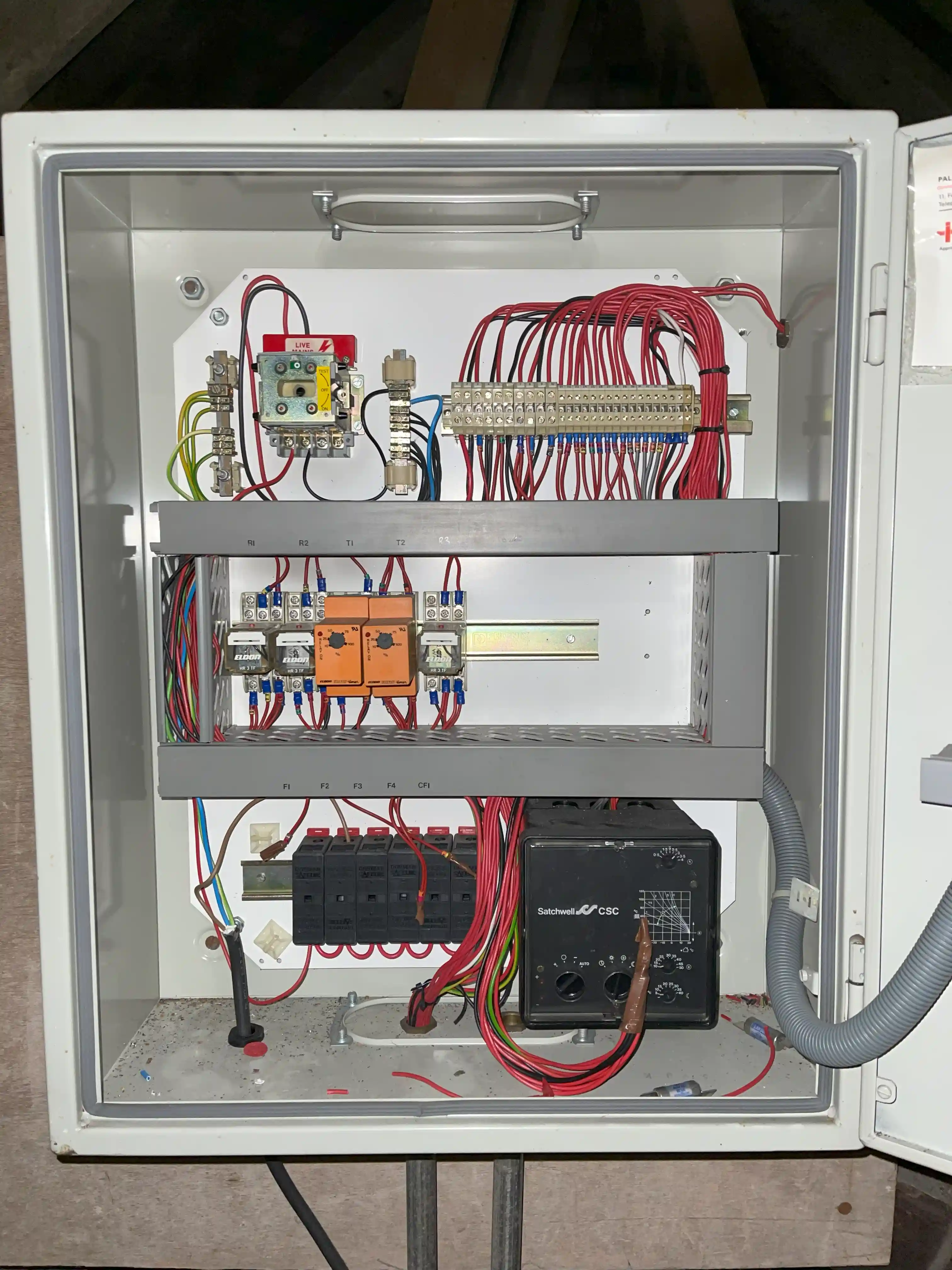 Emergency Electrician West Byfleet